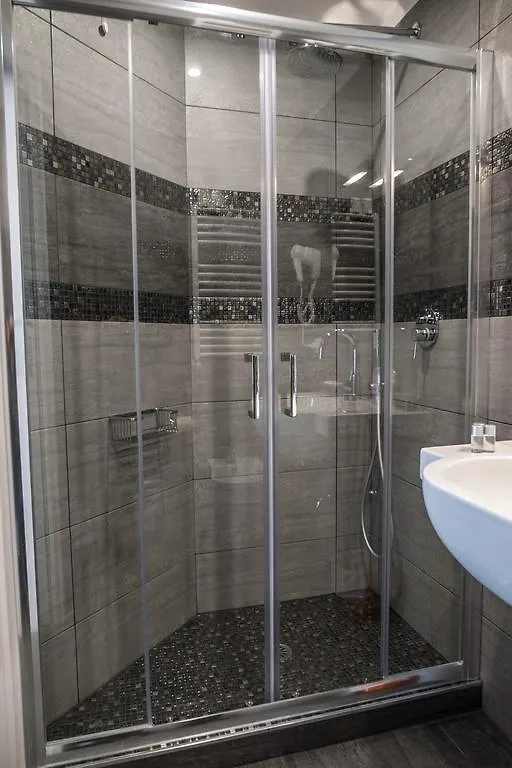 Bed Milano Linate Hotel 2*, Milan